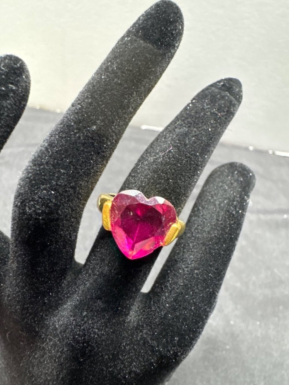 Heart-Shaped Pink Stone Gold Electroplated Ring Size 6